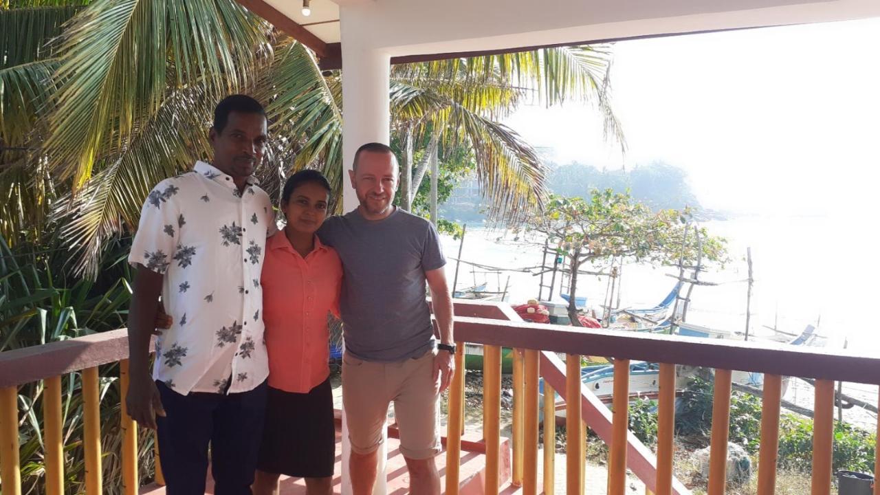 Kiralawella Beach Inn Matara Exterior foto