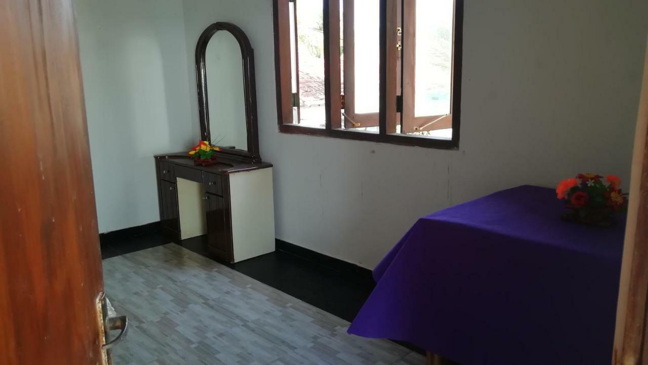 Kiralawella Beach Inn Matara Exterior foto