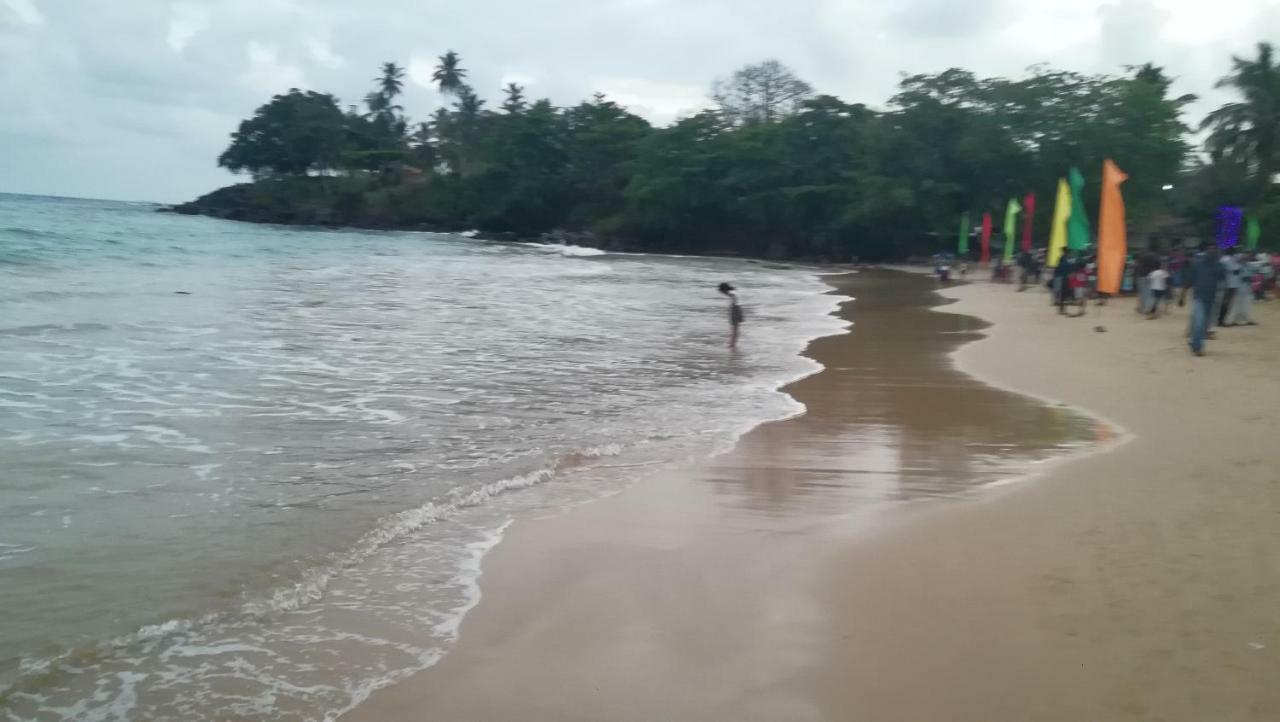 Kiralawella Beach Inn Matara Exterior foto